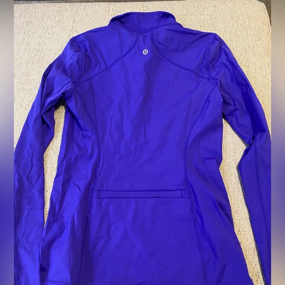 Lululemon pullover - Picture 3 of 4